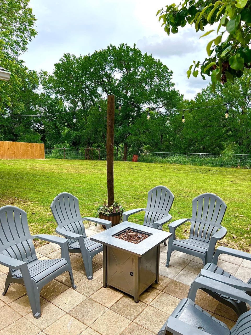 Patio, BBQ facilities, Balcony/Terrace, Seating area, flat iron