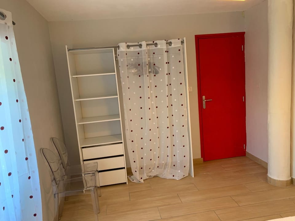 Clos PIMI Bed and Breakfast in Occitanie