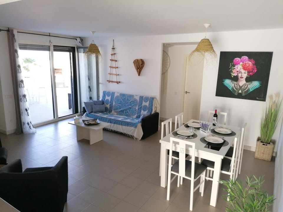Living room, Seating area, Dining area