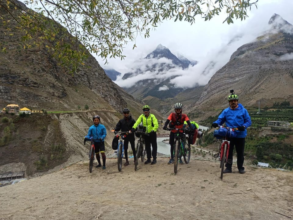 Natural landscape, Cycling, Mountain view, group of guests