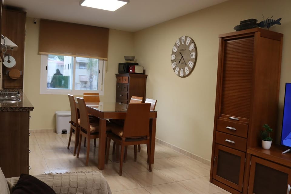 Apartamentos Carihuela Playa, Acogedor, Wifi y Fibra Optica Apartment in Torremolinos