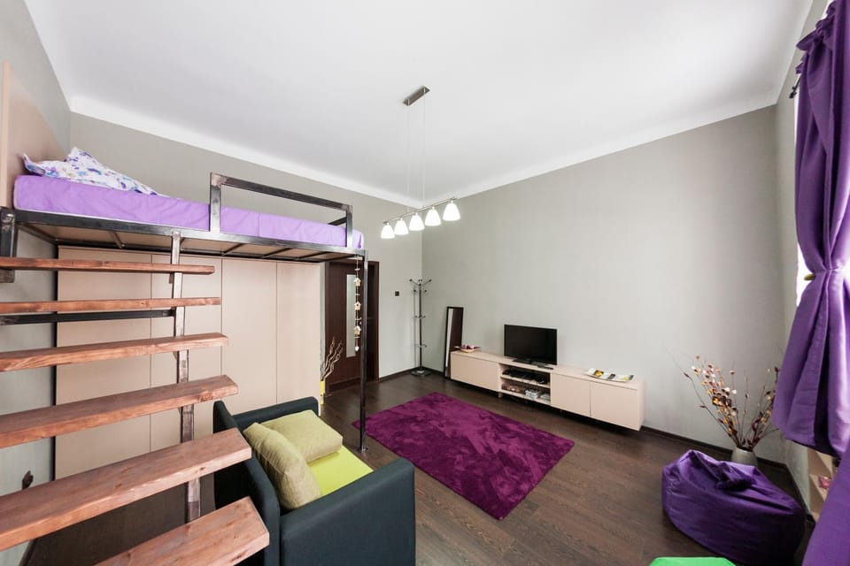 TV and multimedia, Seating area, Evening entertainment