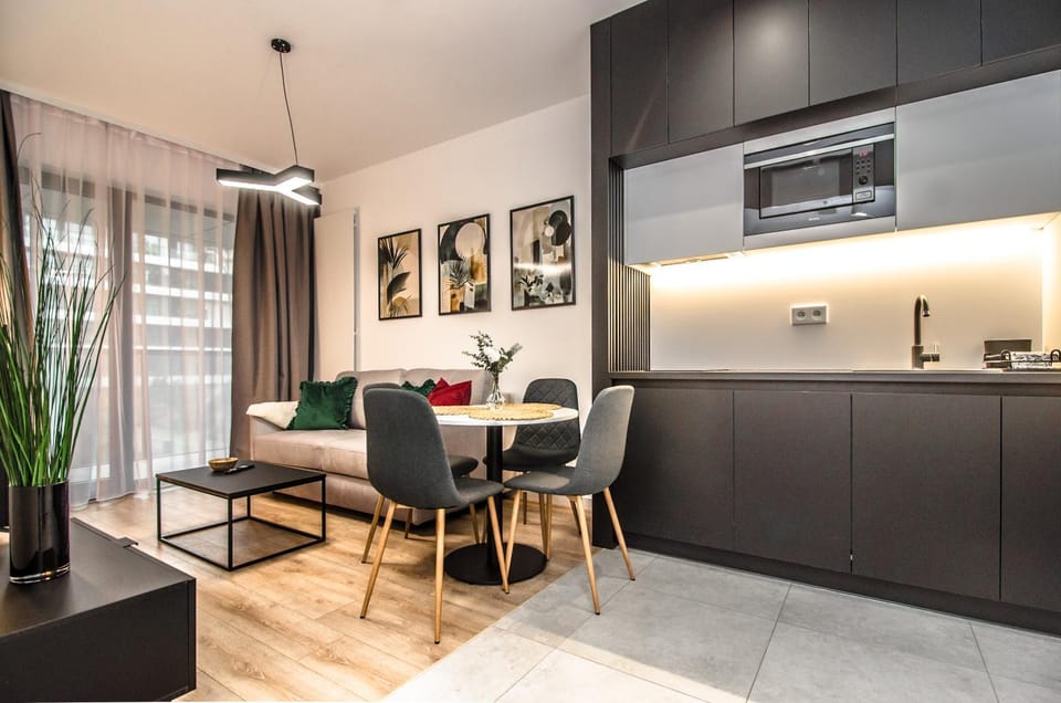 Kitchen or kitchenette, Living room, Dining area, minibar