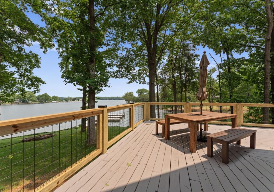 Perfect Family Meeting Place Big Views Private House in Lake Norman