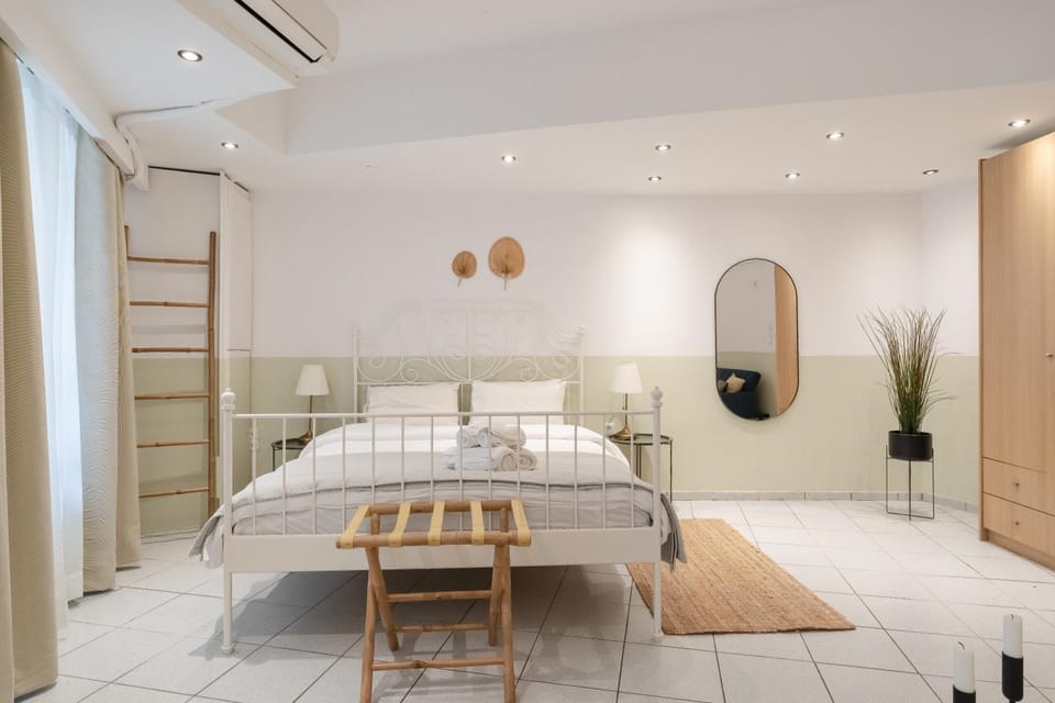 Bed, wardrobe