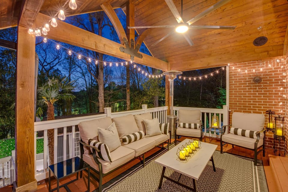 Luxury Retreat in Smyrna: Pool, Pickleball & More! House in Smyrna