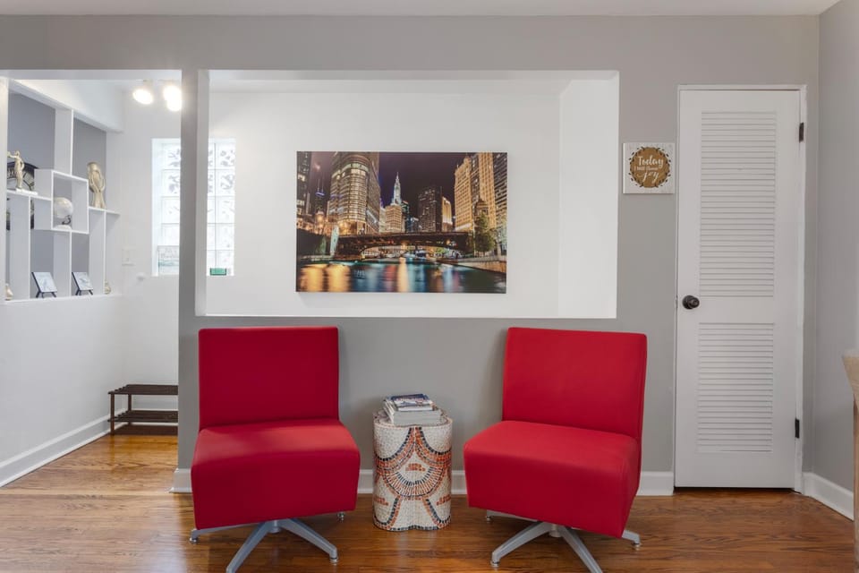 Living room, Seating area