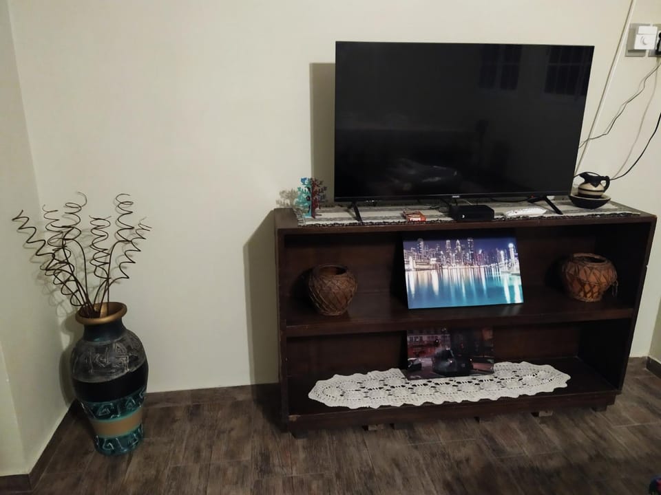 Communal lounge/ TV room, TV and multimedia, Evening entertainment