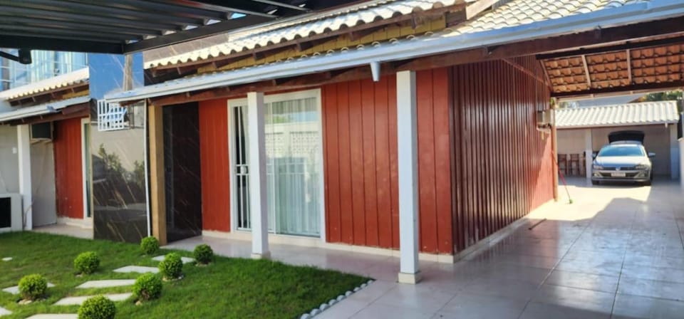 Casa Marfim - Piscina - Mariscal House in Porto Belo