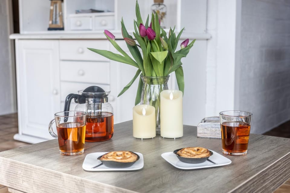 Coffee/tea facilities, Living room