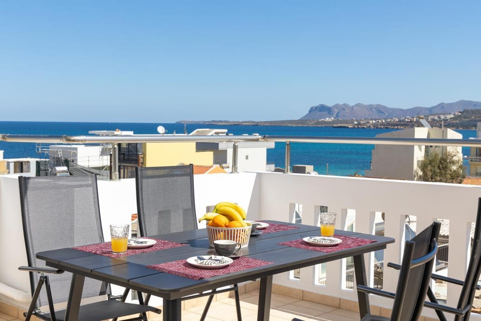 Balcony/Terrace, Dining area