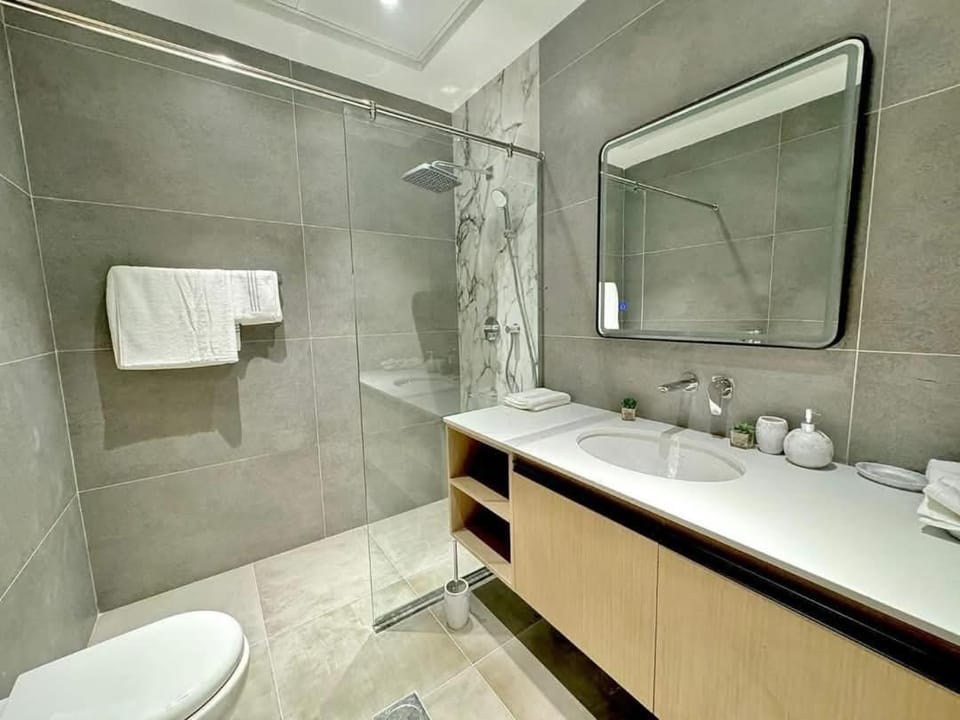 Sea View Apartments Marina with Party Hall Apartment in Dubai