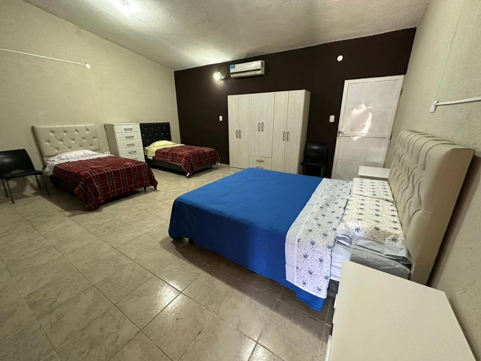 Bed, Photo of the whole room, Bedroom, air conditioner