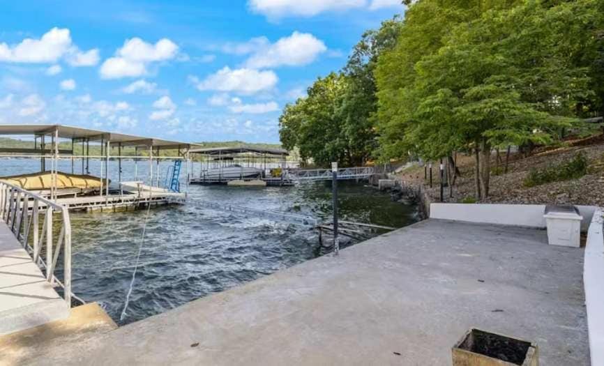Sunsets over Paradise House in Lake of the Ozarks