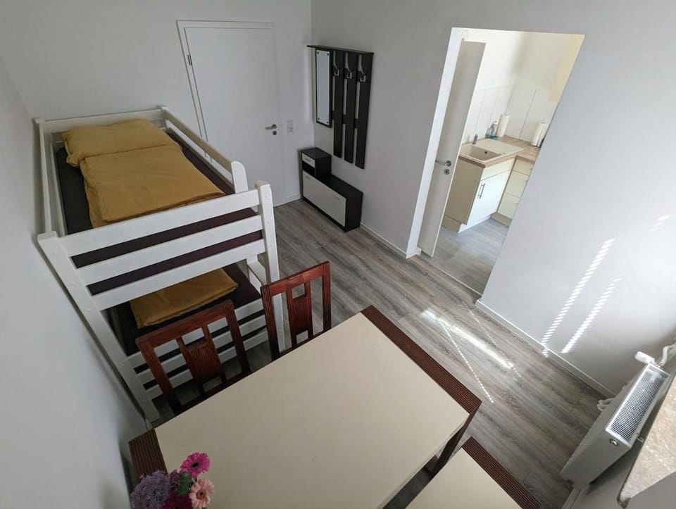 Dining area, Bedroom, Food