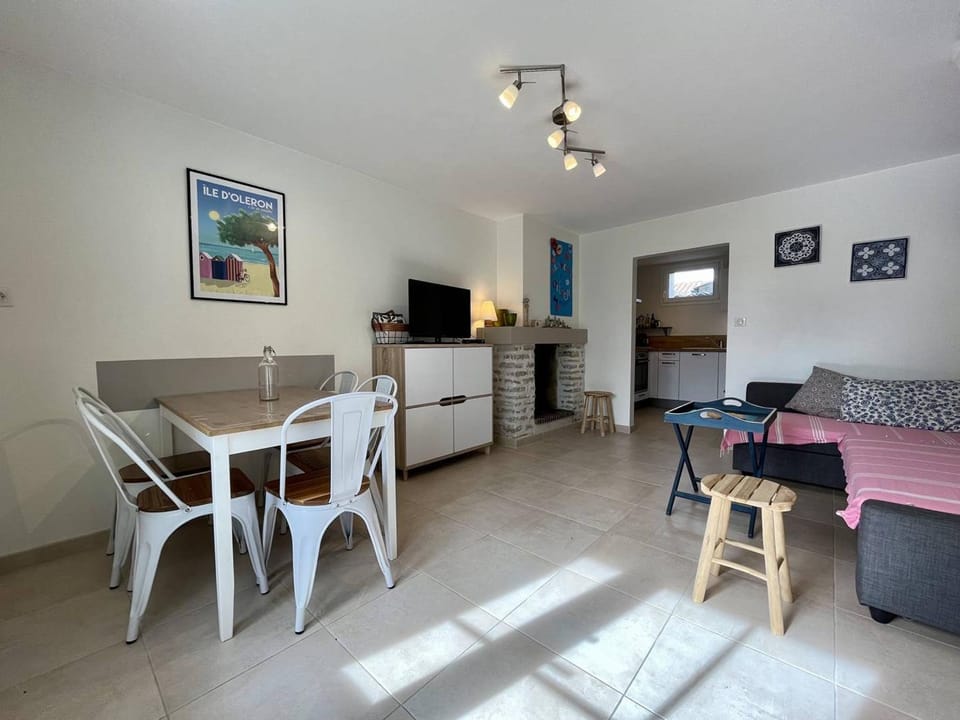 Maison rénovée 3 pièces, 4 couchages, proche plage - FR-1-246A-223 House in Nouvelle-Aquitaine