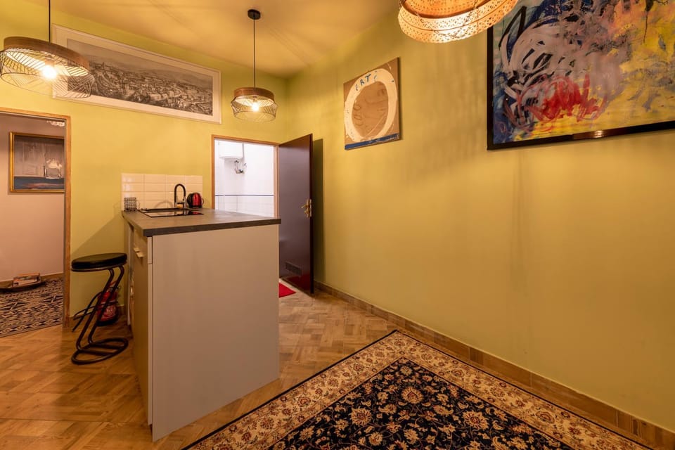 Apartament artystyczny w rynku. Apartment in Lower Silesian Voivodeship