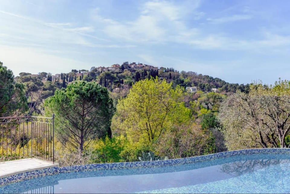 Day, Natural landscape, Swimming pool