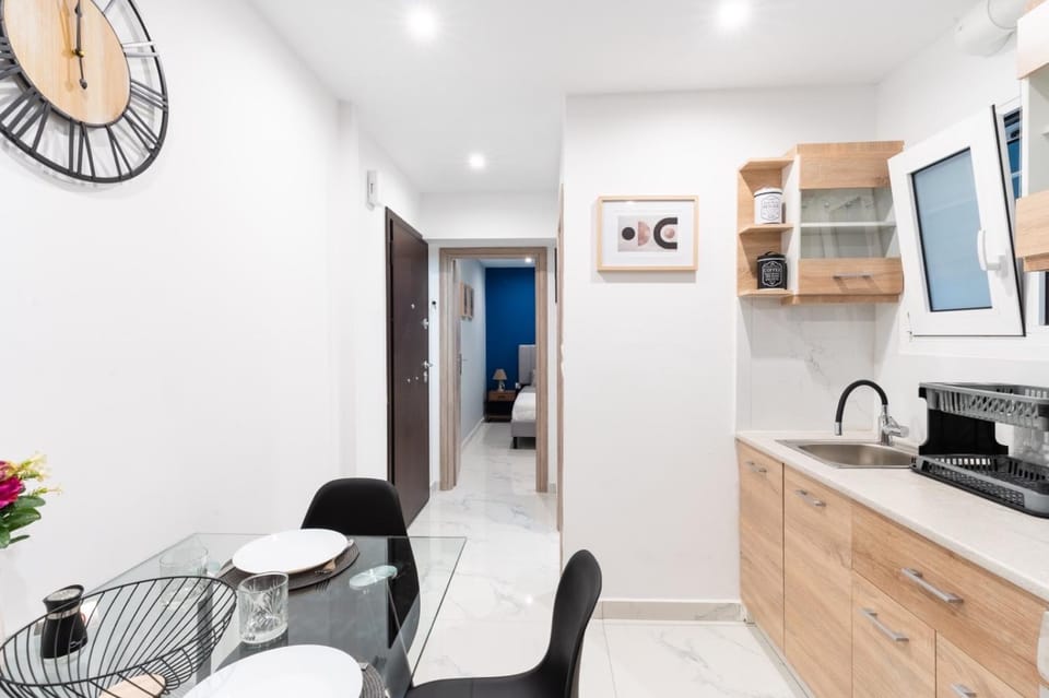 elegant escapes 2 nea smyrni Apartment in Kallithea