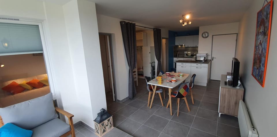 Magnifique appartement 46 m2 entièrement rénové et équipé à neuf - 4 personnes Apartment in Cabourg