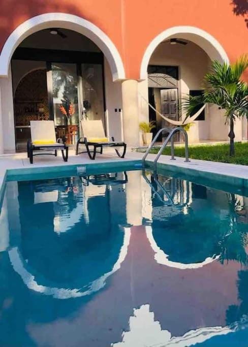 Swimming pool