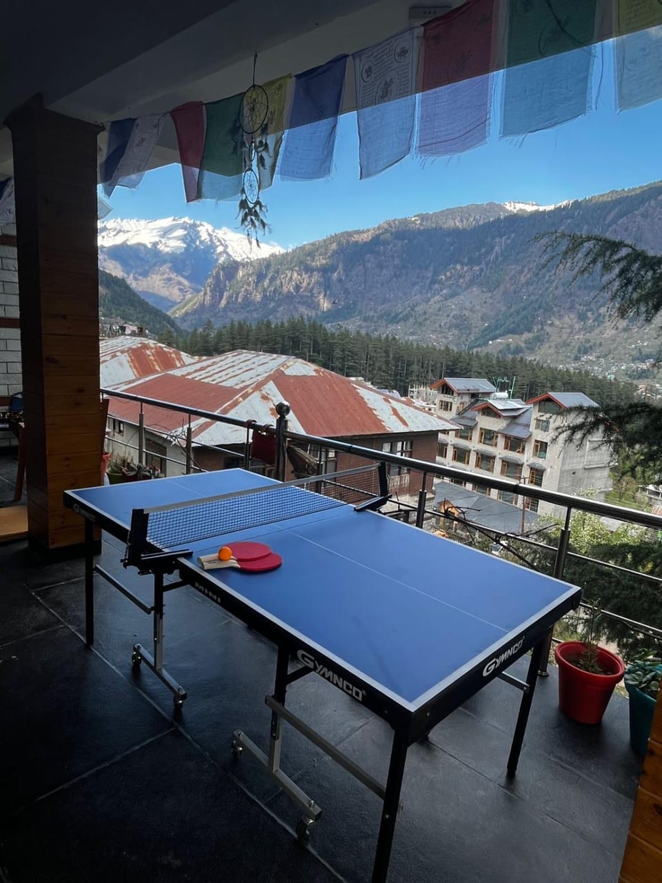 Table tennis