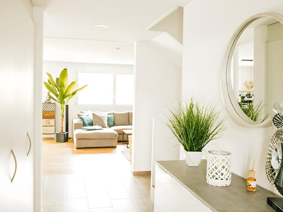 Living room, Seating area