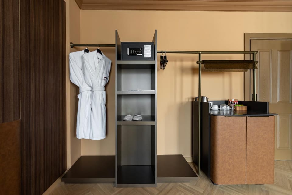 wardrobe
