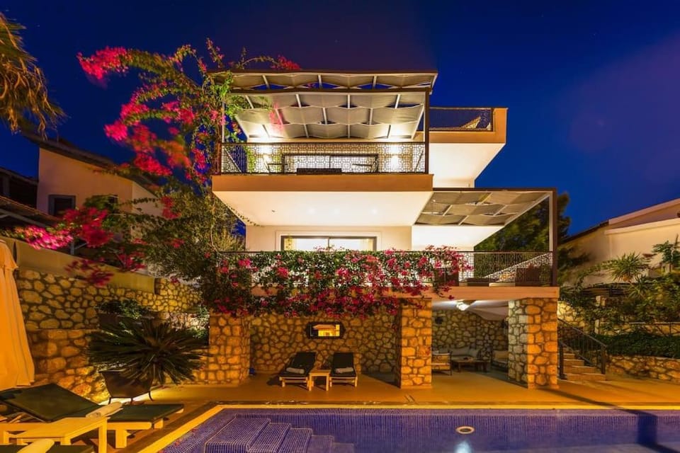 Stunning Villa in Kalkan With Pool and Sea Vistas Villa in Kalkan Belediyesi