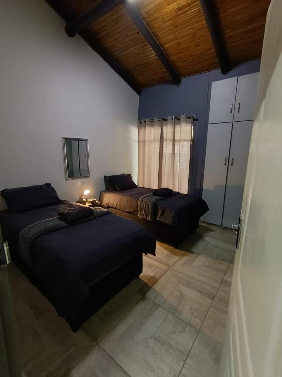 29B Zebra Street - InHimwe Guesthouse Bed and Breakfast in South Africa