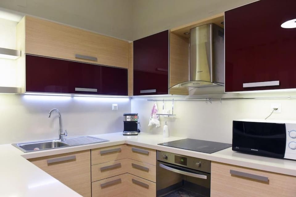 Coffee/tea facilities, minibar, pet friendly, stove