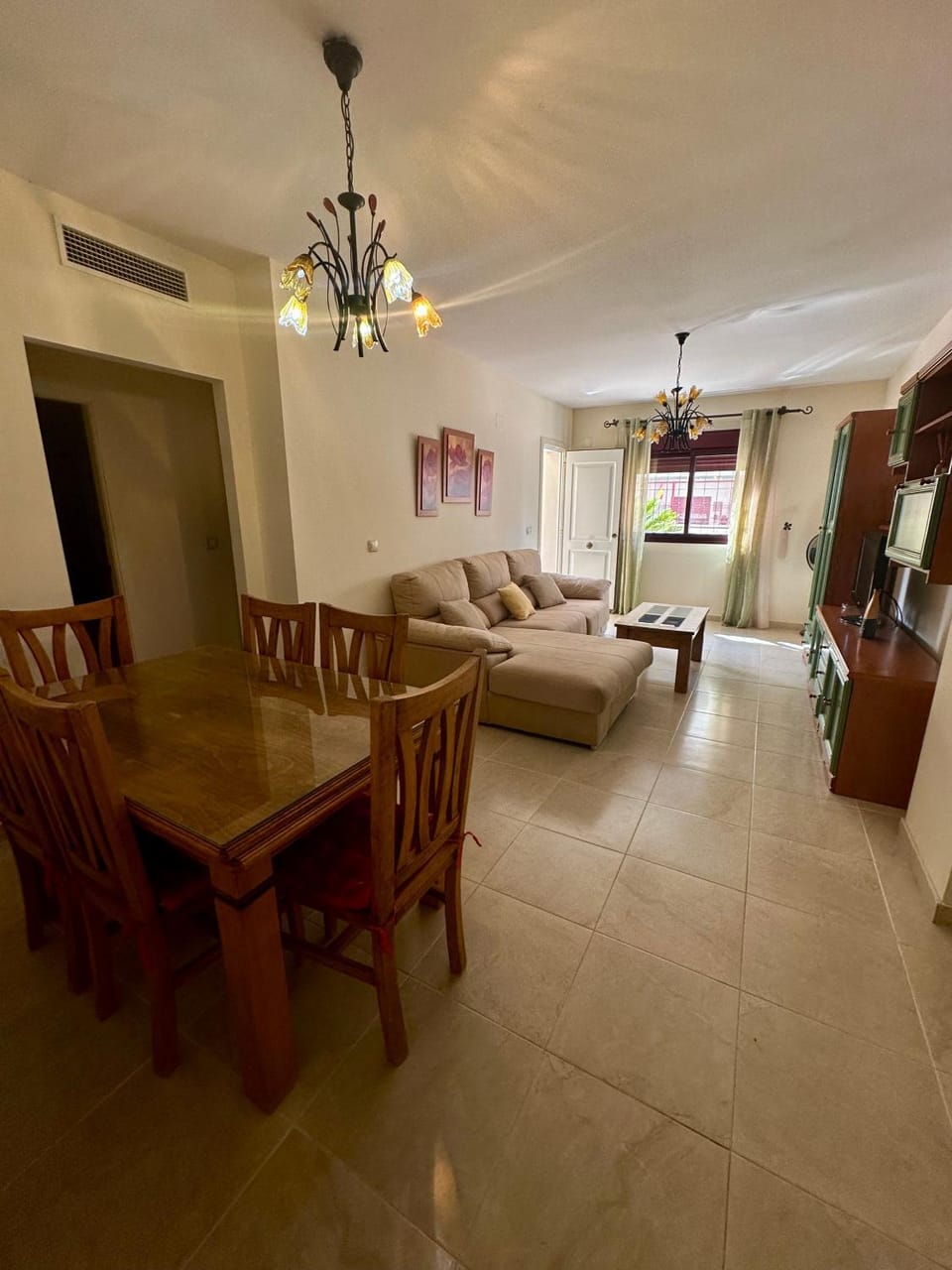 VillaCarreta piscina comunitaria y parking privado a 7 minutos de la playa a pie Apartment in Rota