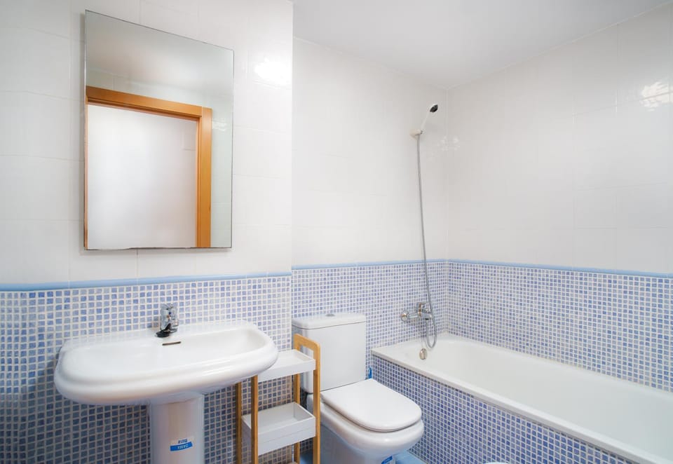 Shower, Toilet, Bath, bidet