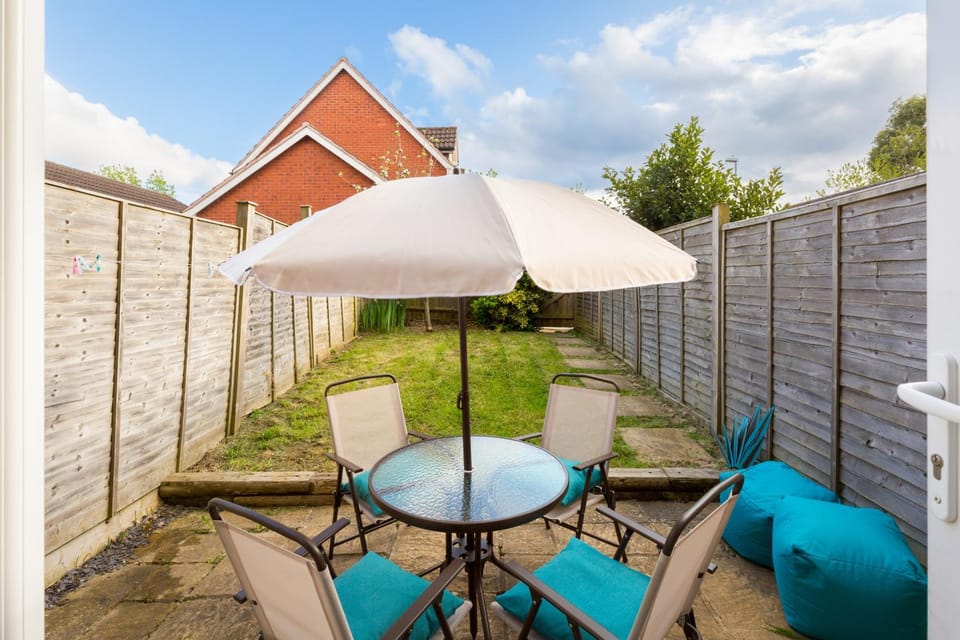 Patio, Garden, Seating area, Garden view