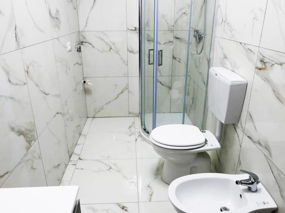 Shower, Toilet, Bathroom, bidet