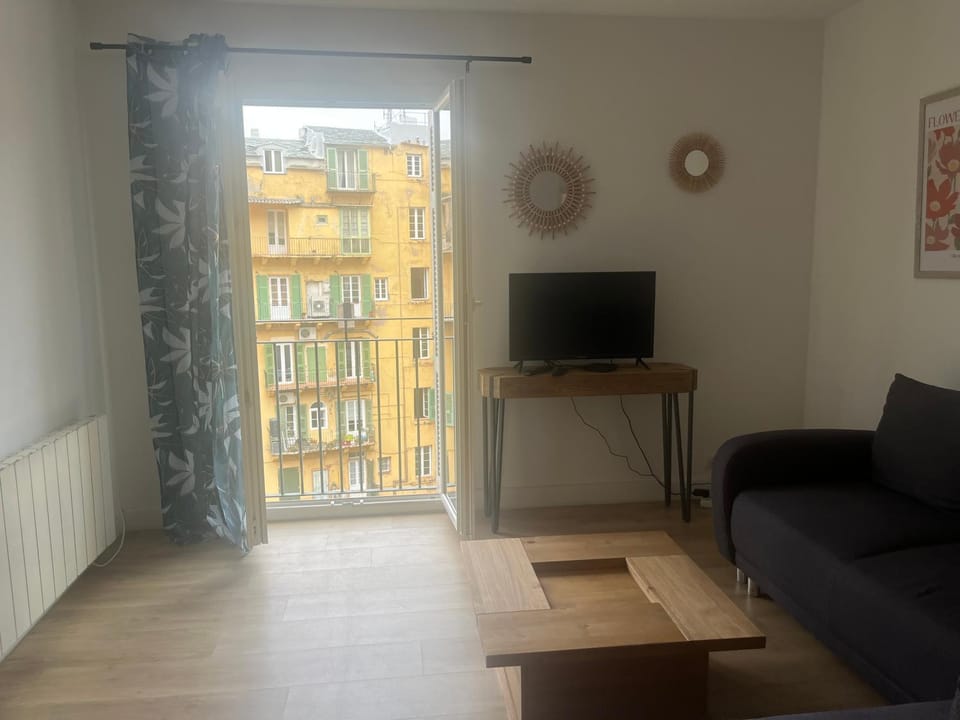 Appartement climatisé centre-Ville Apartment in Bastia