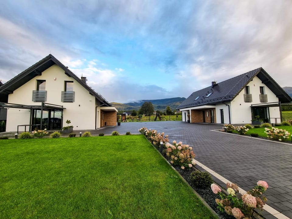 TRZY SOSNY LOFT APARTMENTS House in Lower Silesian Voivodeship