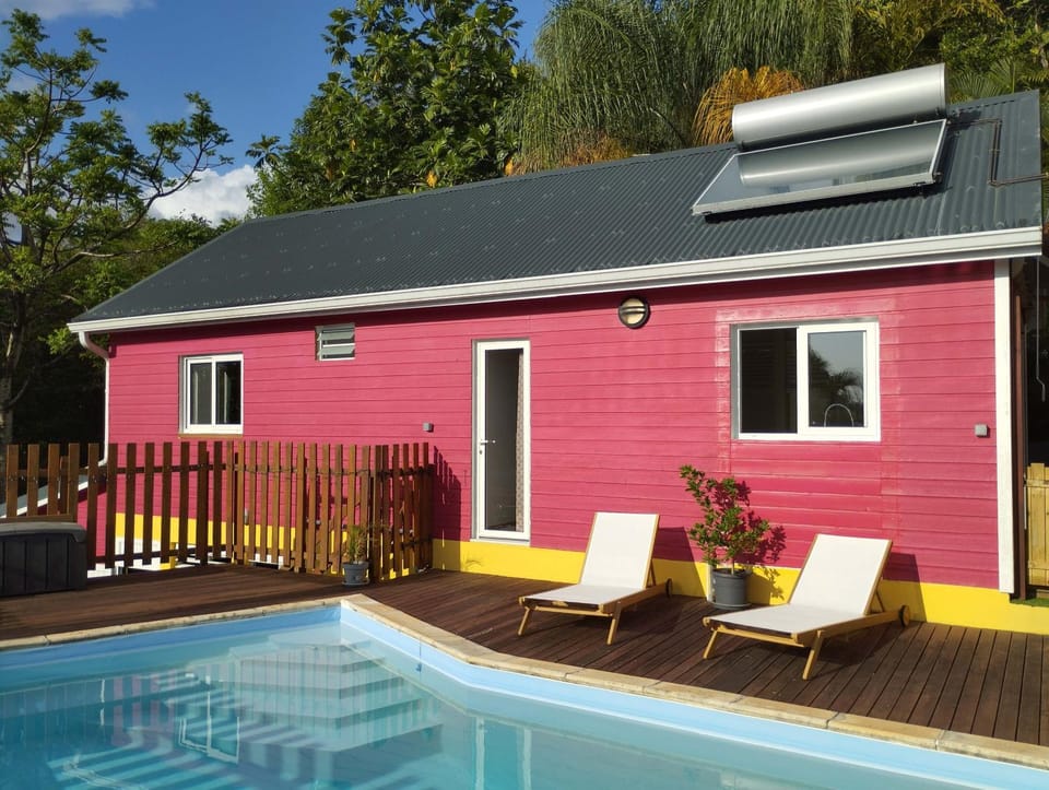 Property building, Swimming pool
