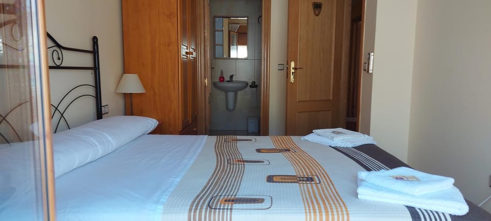 Hostal San Julian Bed and Breakfast in La Mancha