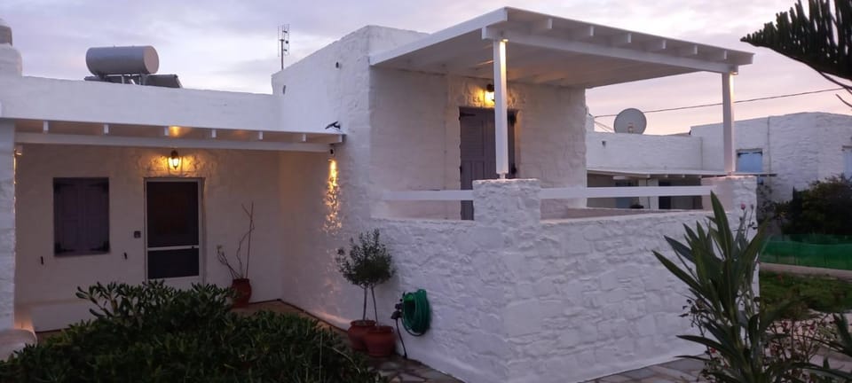 Aretousa Residence in Naoussa, Paros House in Paros, Greece