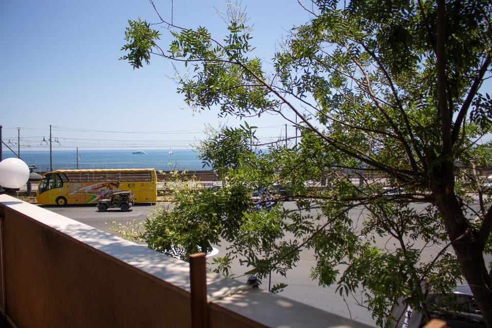 Day, Sea view