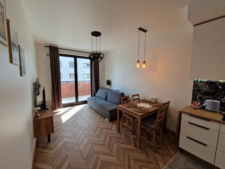 TV and multimedia, Seating area