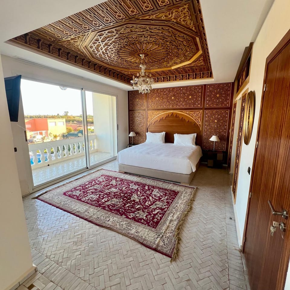 Bedroom, room service