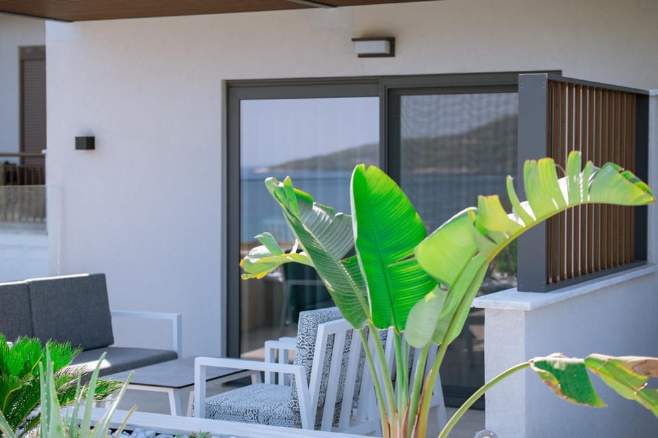 Day, View (from property/room), Balcony/Terrace, Seating area