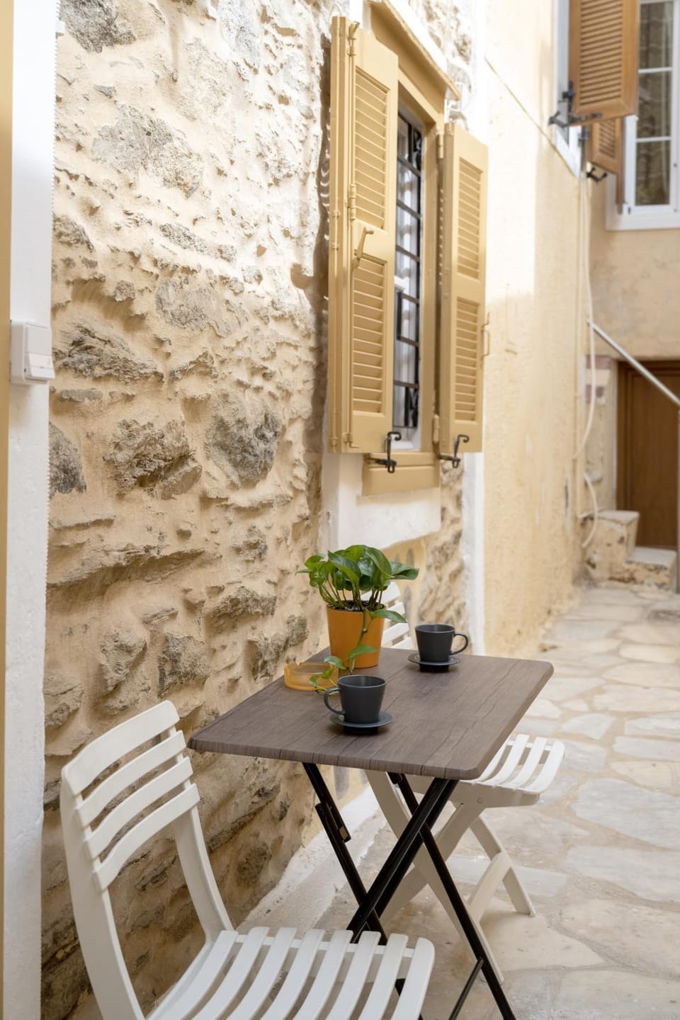 Patio, Balcony/Terrace