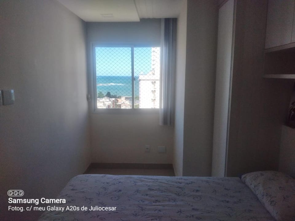 Photo of the whole room, Sea view