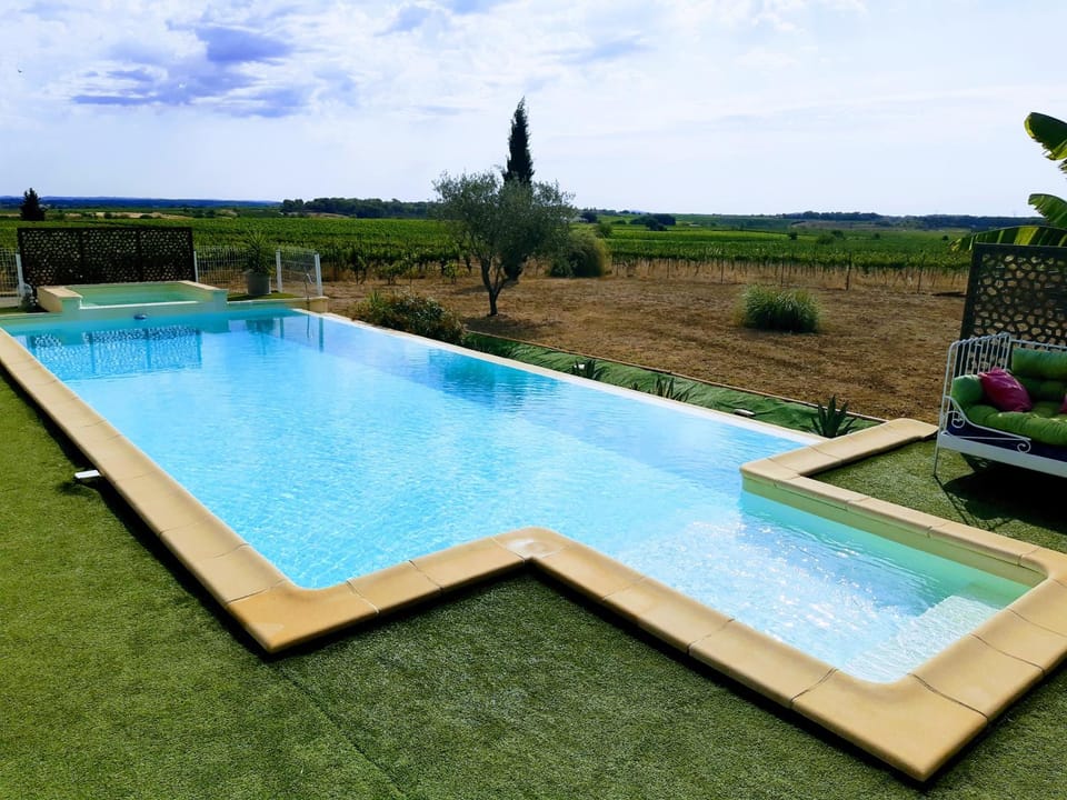 Garden, Swimming pool