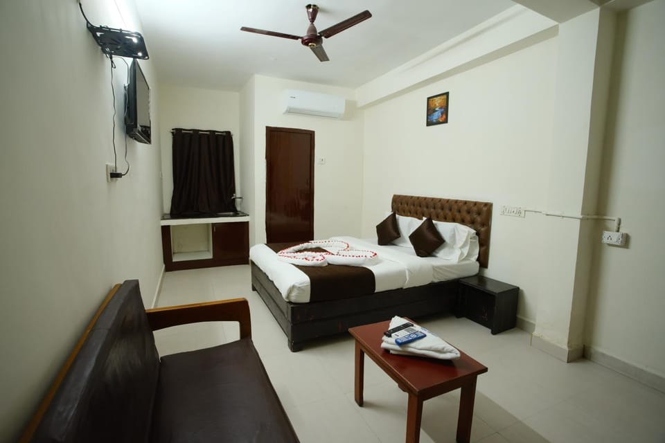 Ganesh Guest House Hotel in Chennai