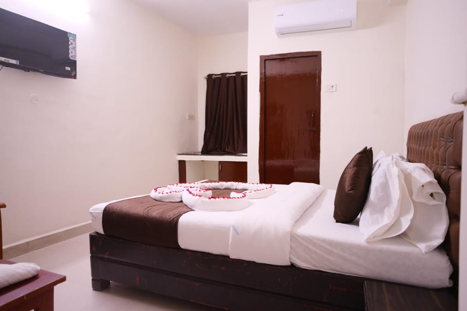Ganesh Guest House Hotel in Chennai