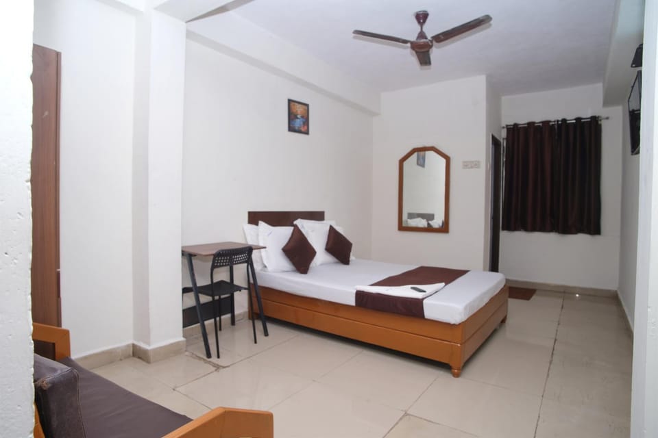 Ganesh Guest House Hotel in Chennai